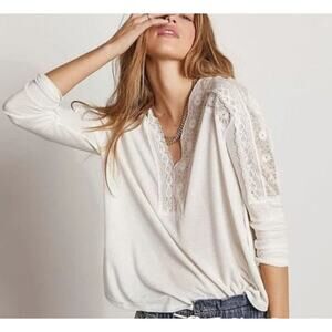 FREE PEOPLE Angel Food White Cotton V-Neck Lola Long Sleeve Pullover Top Size L